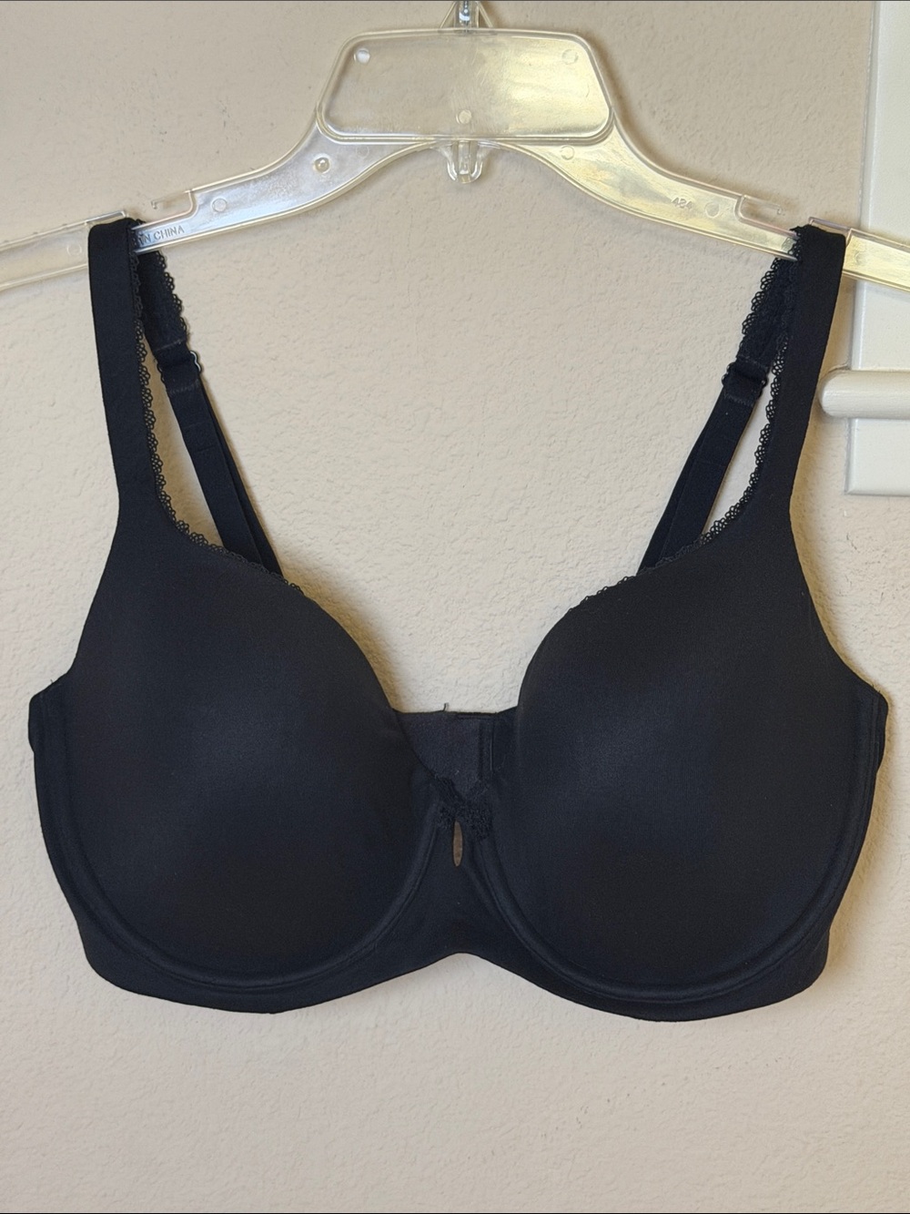 Victoria’s Secret Body By Victoria Everyday Lined Demi Bra